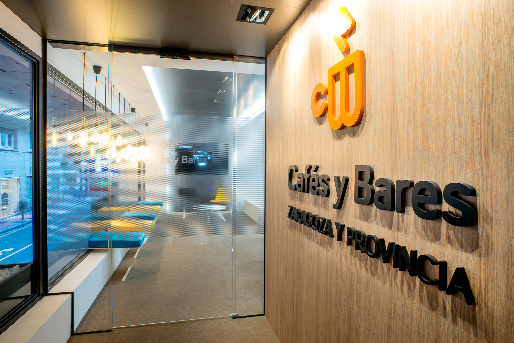 reforma-oficinas-cafes-bares-zaragoza-metro7